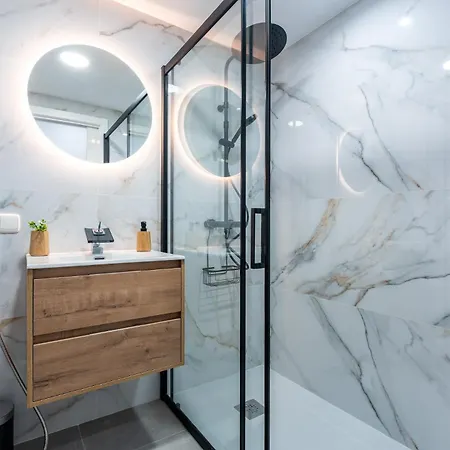 Malagasuite Luxury Torrequebrada Apartment